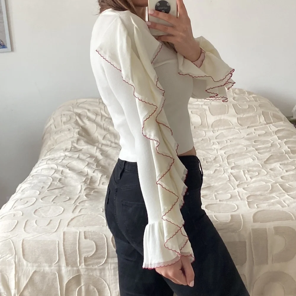 NWT Club Monaco Ruffled Long Sleeve Croptop - Picture 2 of 5